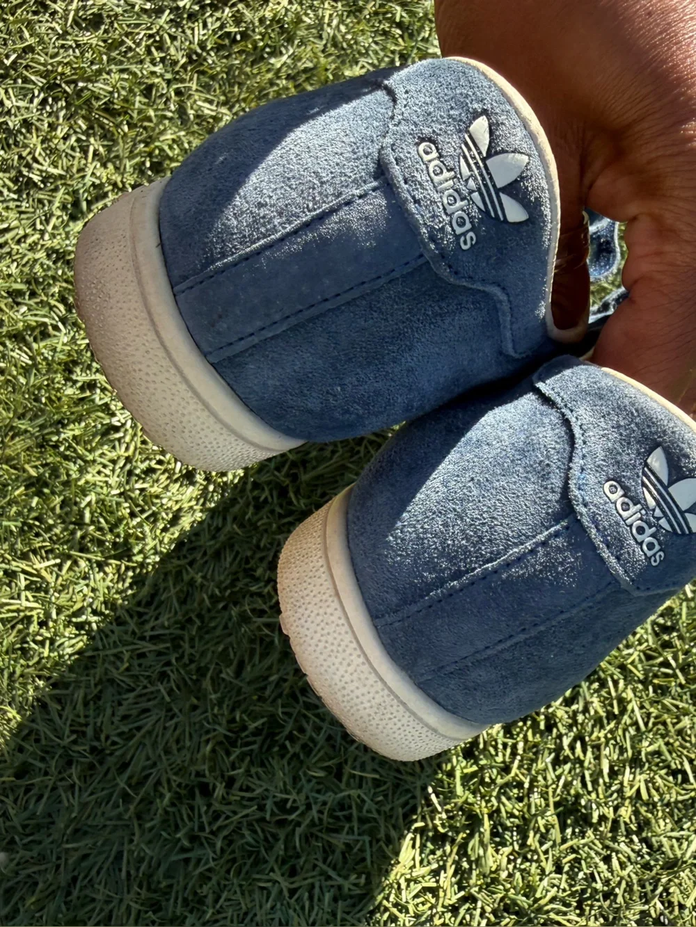 ✨ Adidas Sleek Series sneakers
